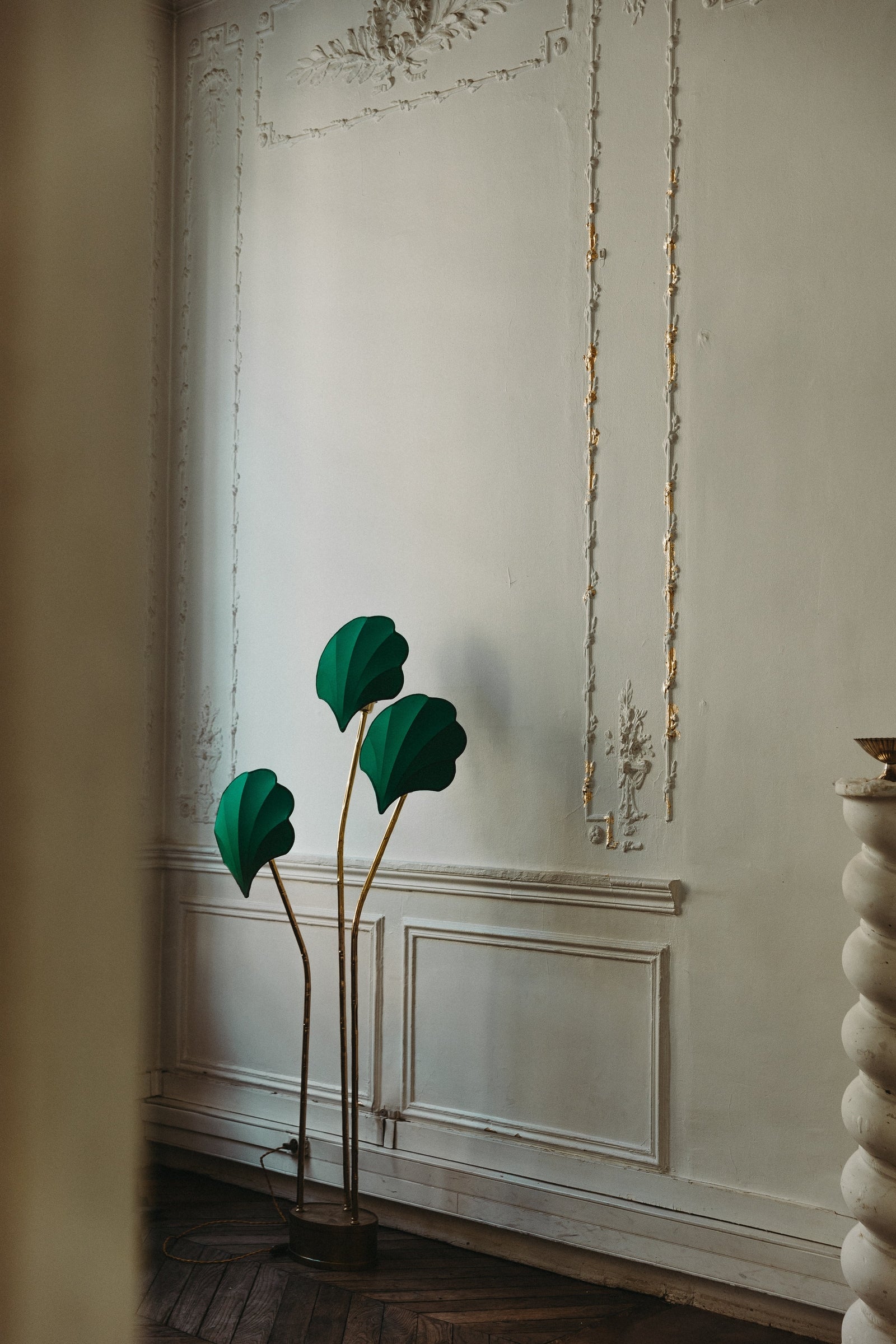 Lampadaire en laiton à trois branches, vers 1970