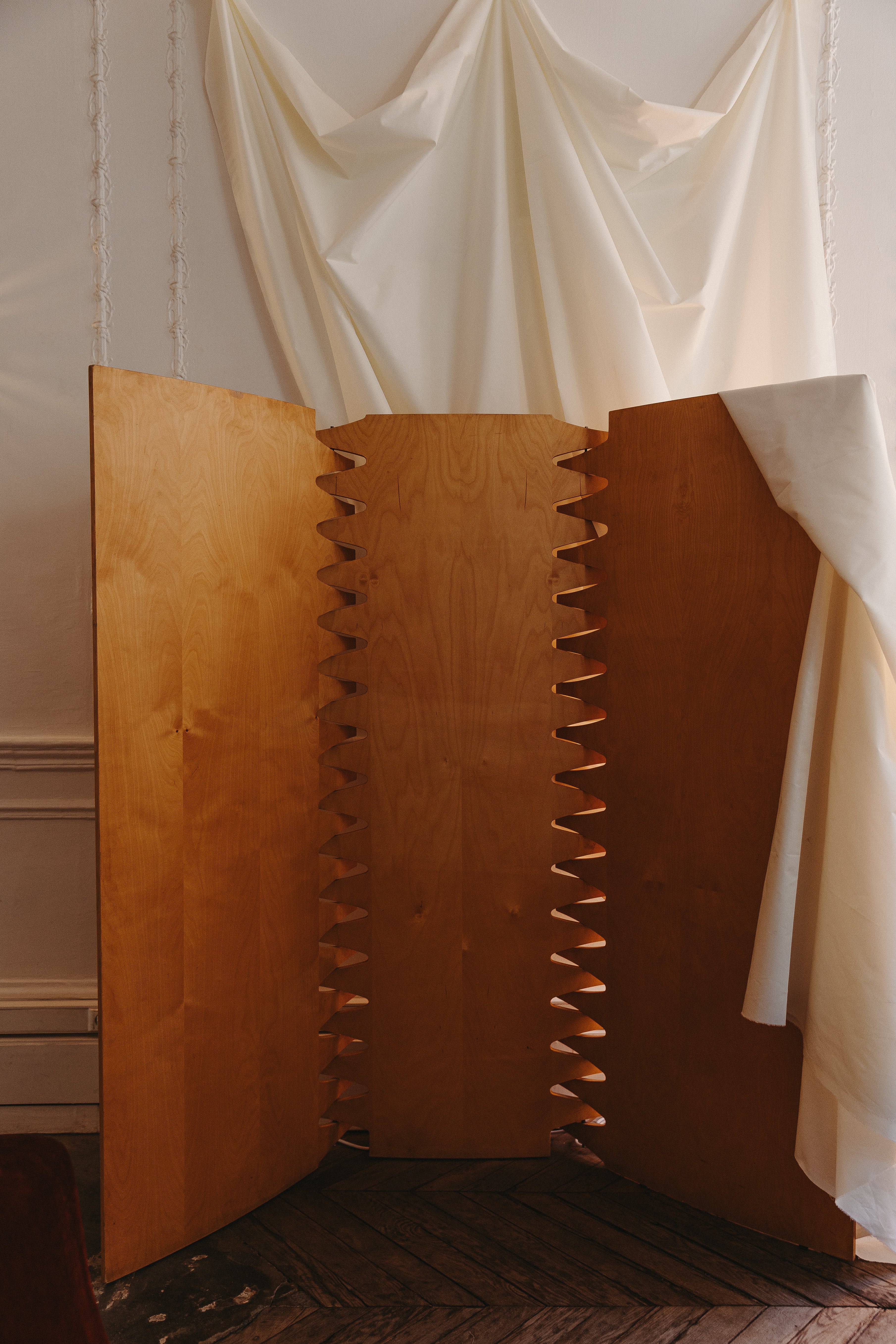 Paravent en bois clair