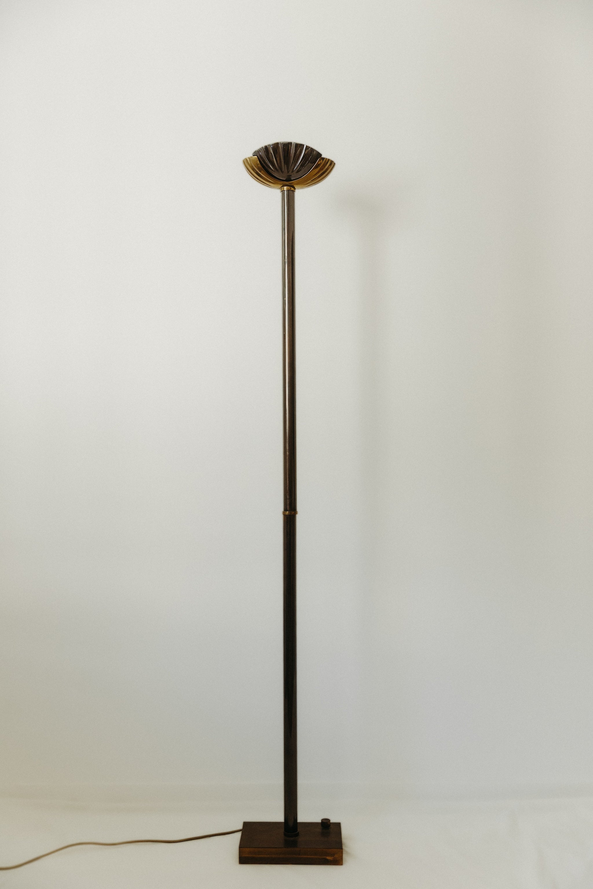 Willy Daro floor lamp