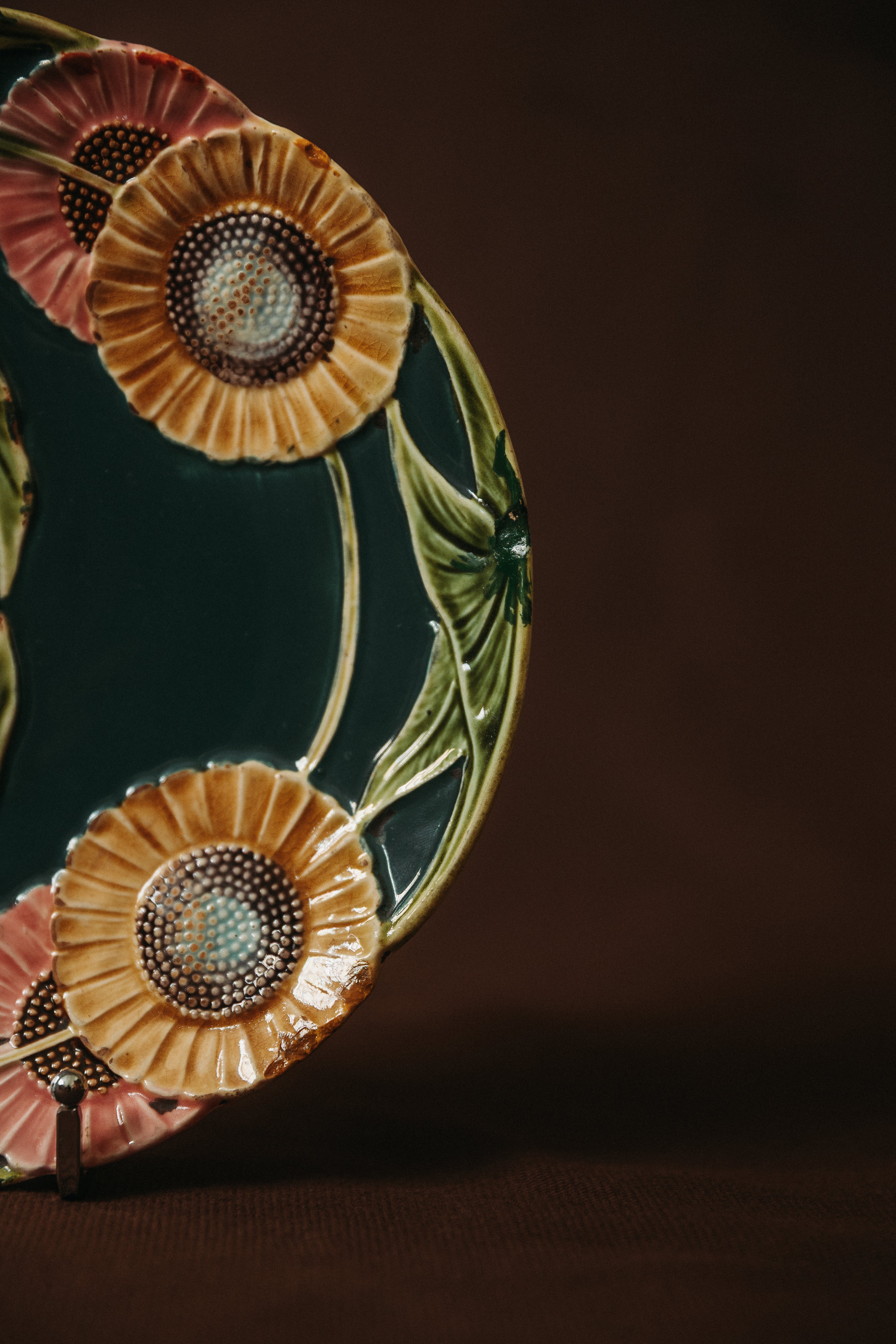 Assiette en céramique Art Nouveau marguerite, 1900