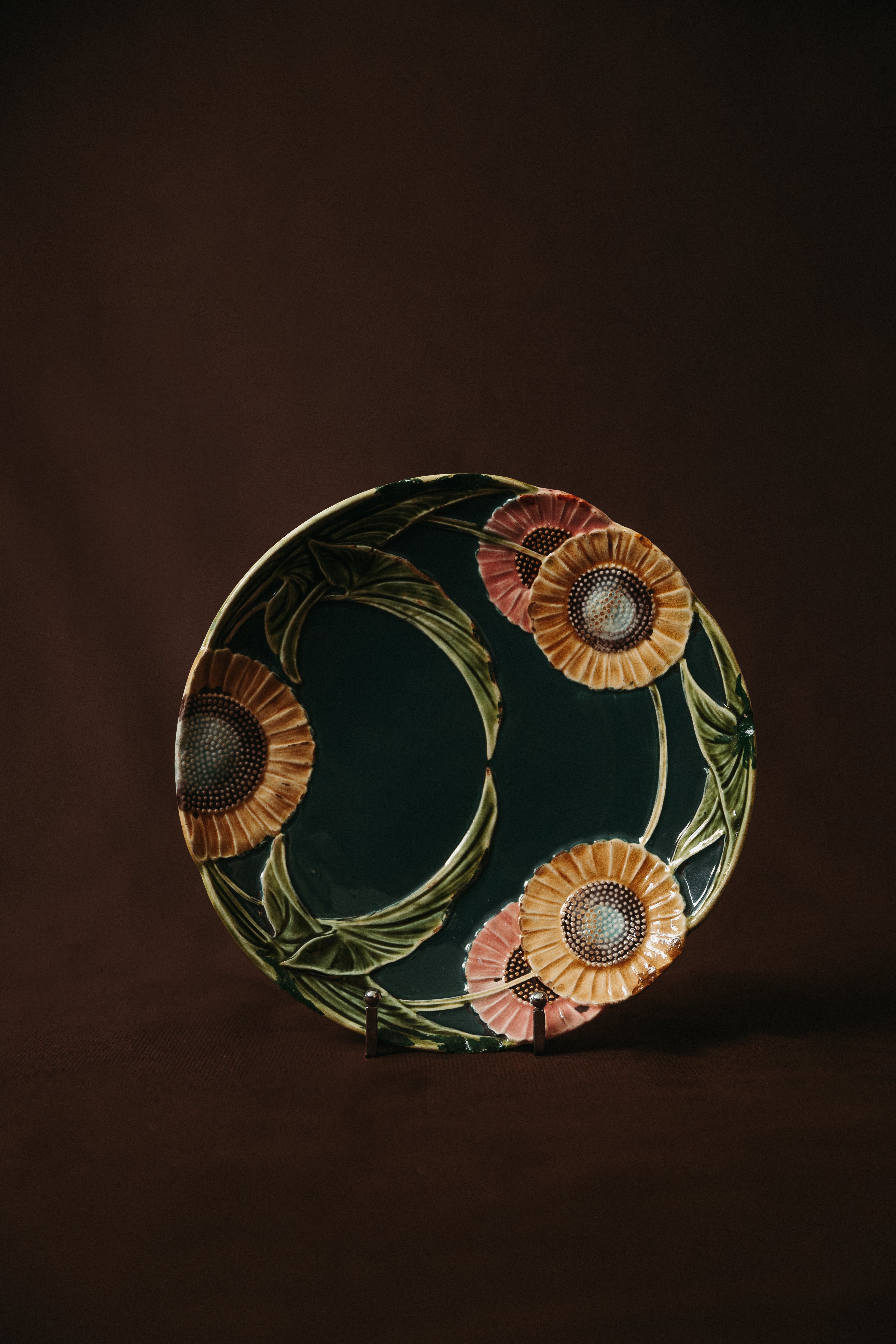 Assiette en céramique Art Nouveau marguerite, 1900
