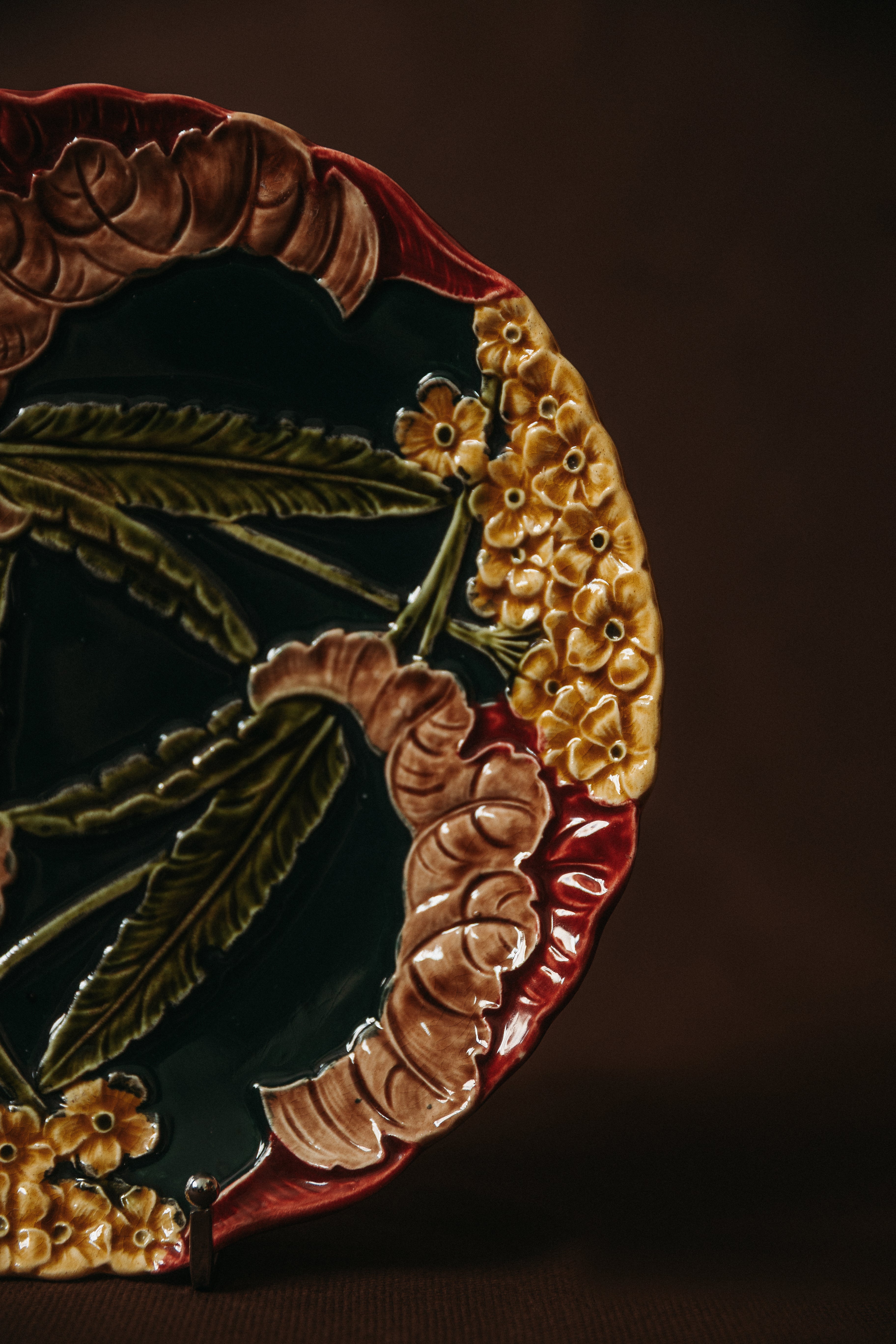 Art Nouveau ceramic plate, 1900
