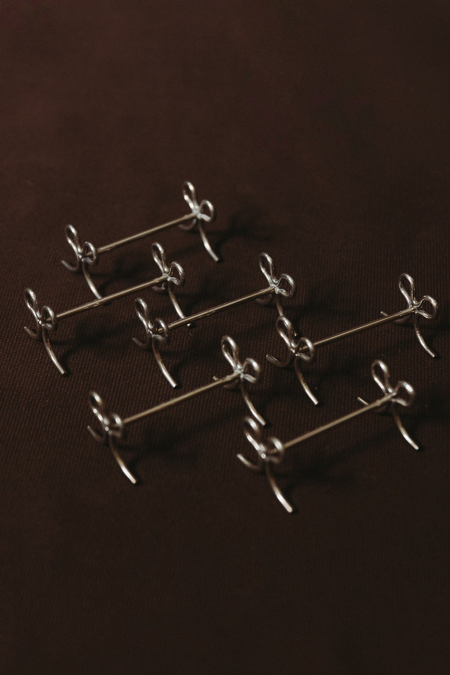 Vintage ribbon knife holder